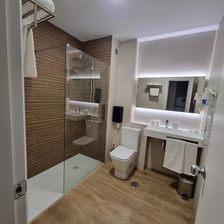 阿扎尔酒店 酒店 3*