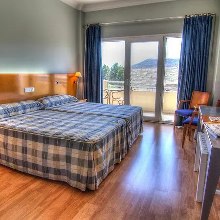 Hotel Azar 3*