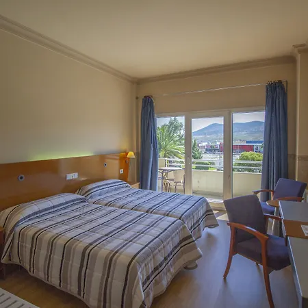 阿扎尔酒店 普拉森西亚