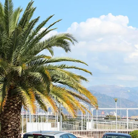 阿扎尔酒店 酒店